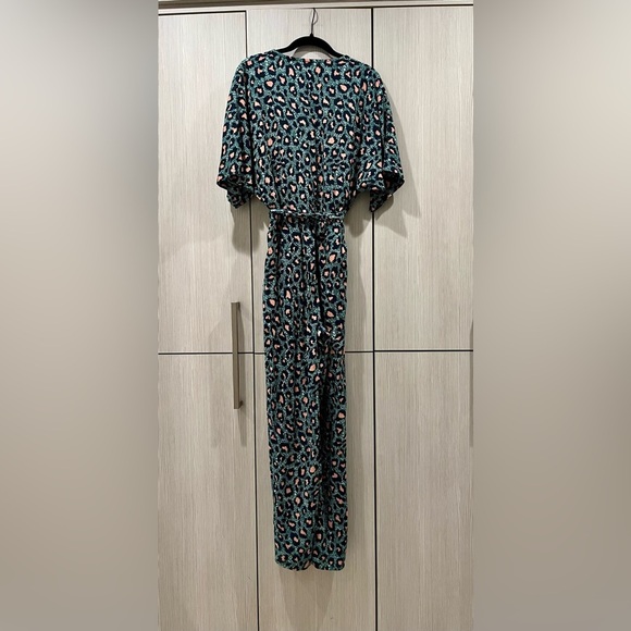 H&M Limited Edition Leopard Print Faux Wrap Jumpsuit | Teal with Pink‎ Spots | 6 - Picture 5 of 16